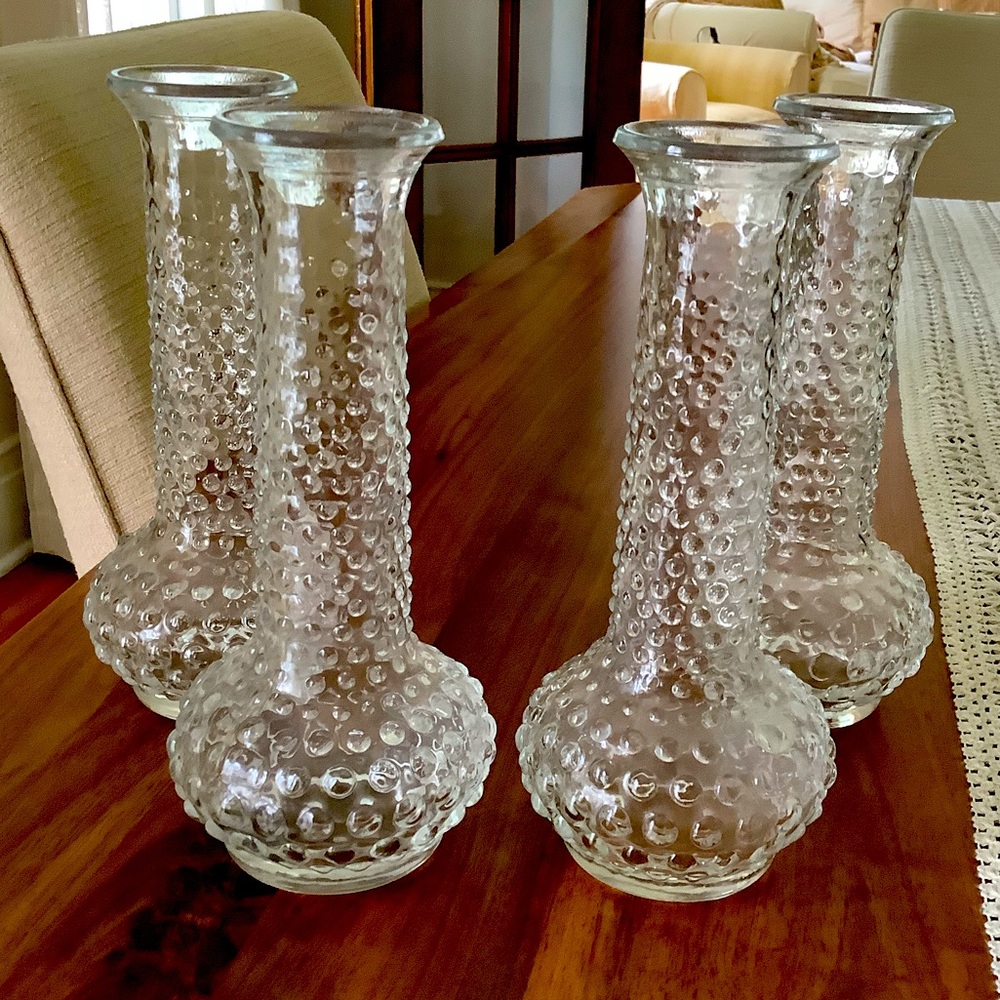 Heirloom, Hobnail bud vase set of four
